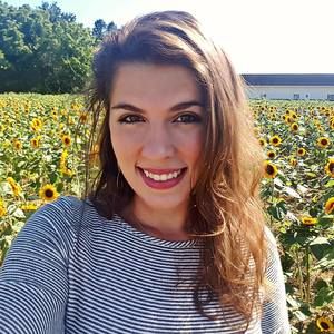 Meet your Posher, Rebecca